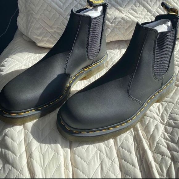 NWT size 12 Men’s Doc Martens - Picture 6 of 6